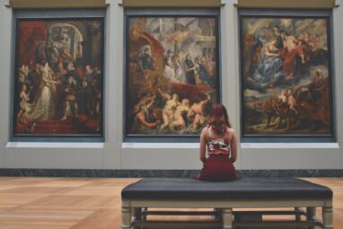 Códigos QR para Museos: Mejorar la experiencia del visitante