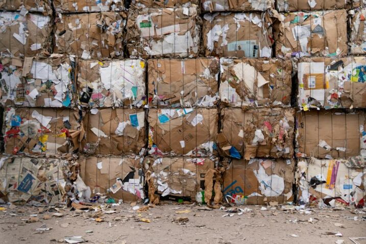 QR Codes for Waste Management: Simplifying Recycling