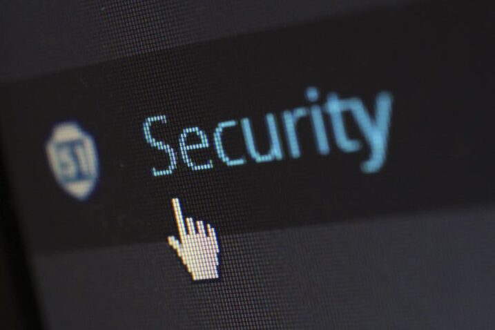 Códigos QR para Soluciones de Seguridad IoT: Estrategias clave para una integración segura